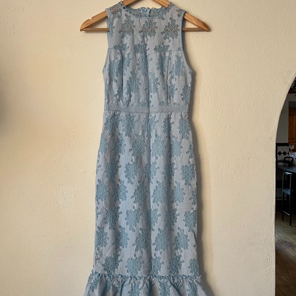 Light Blue Lace Mermaid-Styled Dress